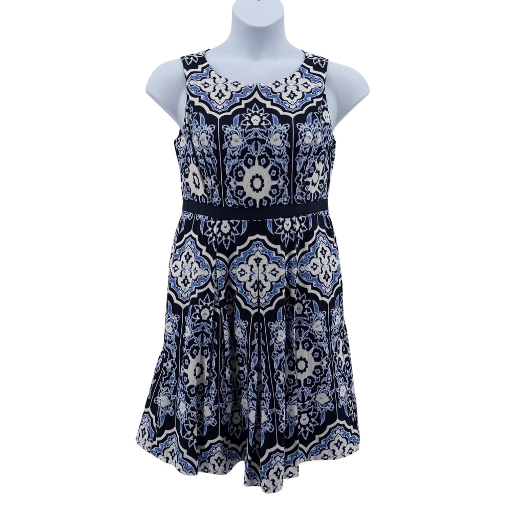 Talbots Cotton Blue White Medallion Tile Print Fit Flare Dress Womens 10P NEW